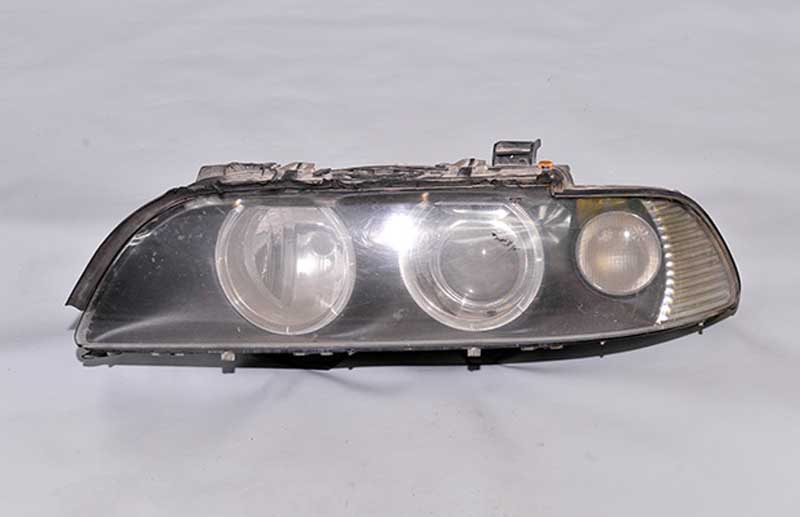 BMW X7 SERİSİ ÇIKMA YEDEK PARÇA BMW-ÇIKMA-YEDEK-PARÇA-E-39-5-SERİSİ-FAR